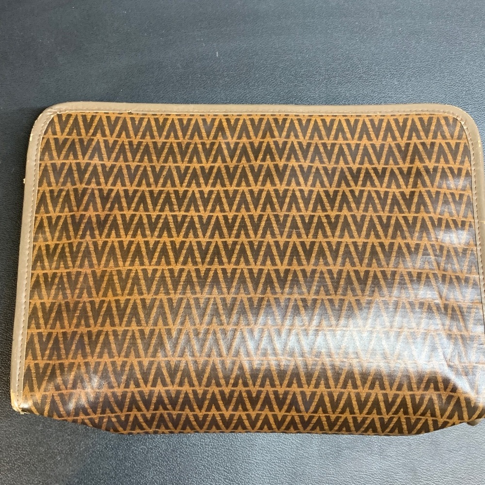 Vintage Mario Valentino Logo Clutch | Made in Italy Designer Pouch - Picture 4 of 9